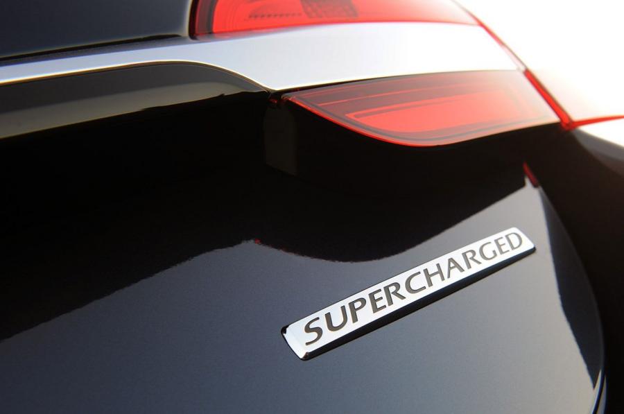  Jaguar XF Supercharged 2012 года  (фото 44 из 65)